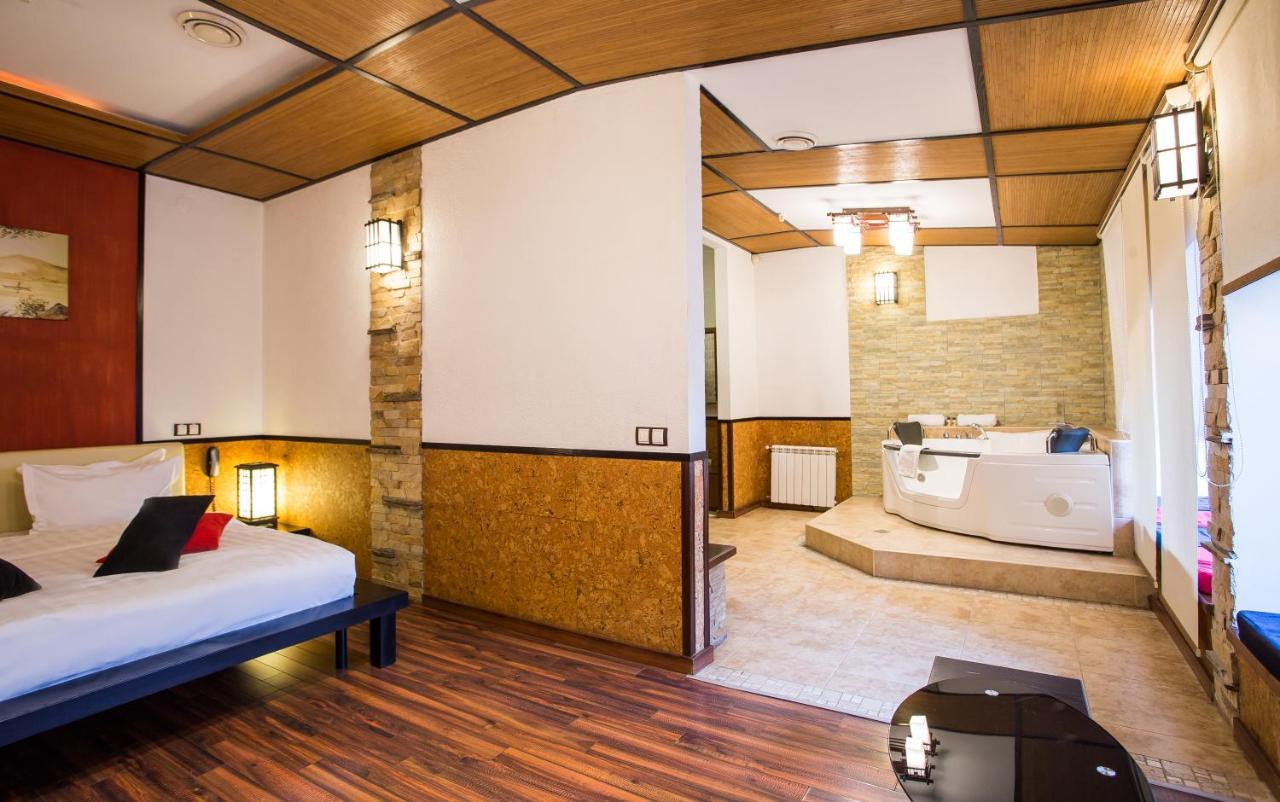 Spa-Hotel Myslyvskiy Dvir Kiev Esterno foto