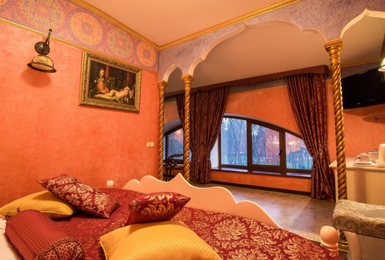 Spa-Hotel Myslyvskiy Dvir Kiev Esterno foto