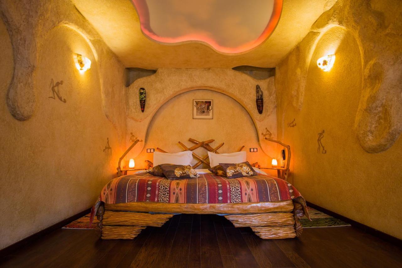 Spa-Hotel Myslyvskiy Dvir Kiev Esterno foto