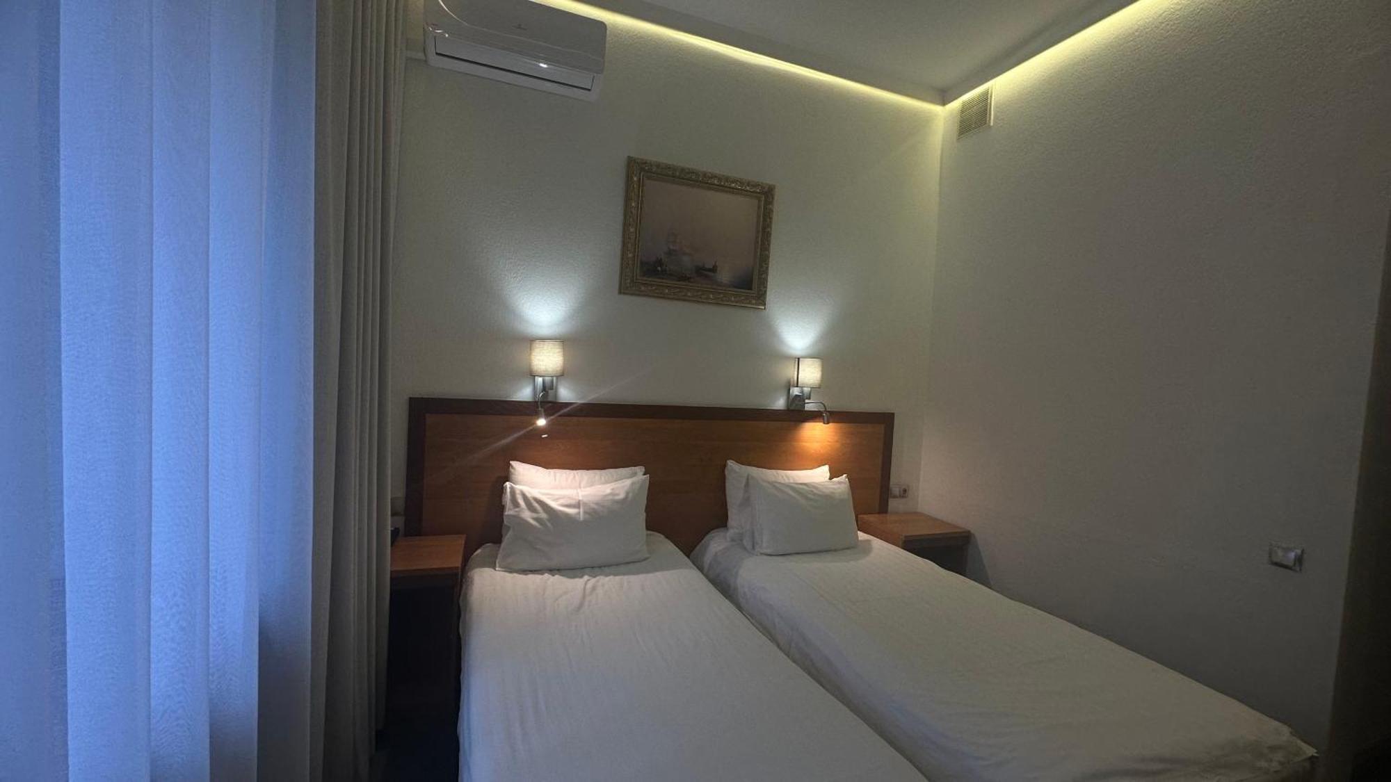 Spa-Hotel Myslyvskiy Dvir Kiev Esterno foto