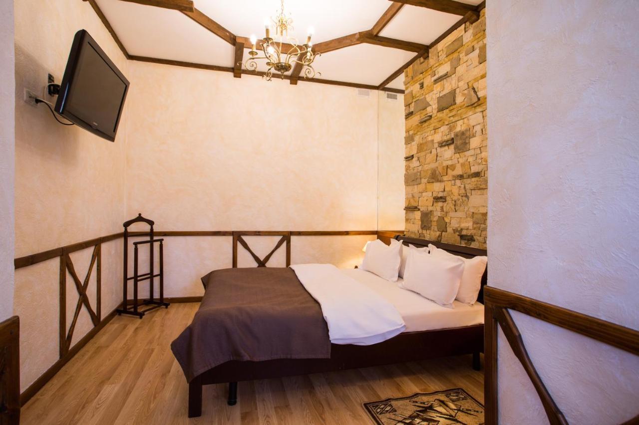 Spa-Hotel Myslyvskiy Dvir Kiev Esterno foto